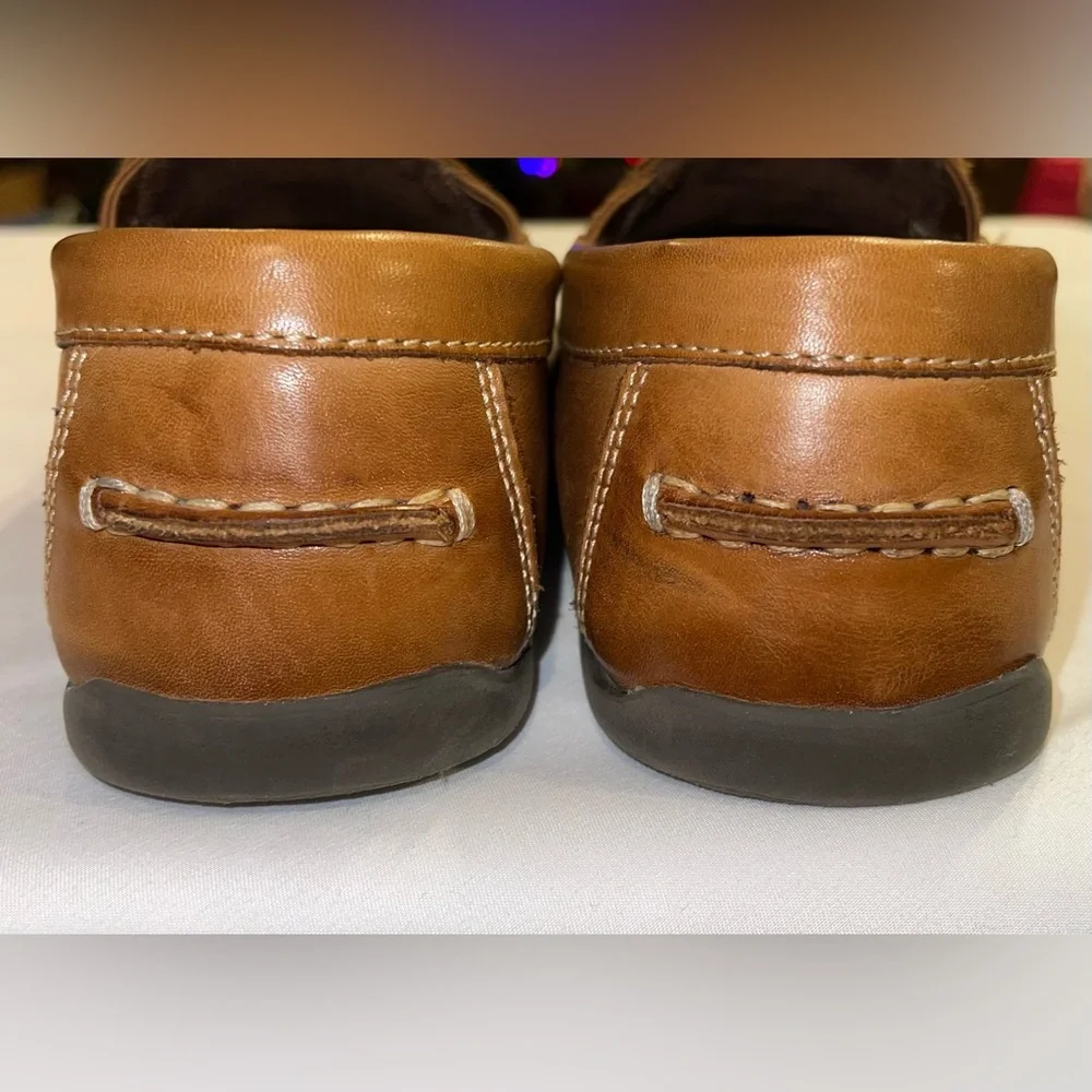 Florsheim kids 2M Boys brown leather slip on loafer memory foam